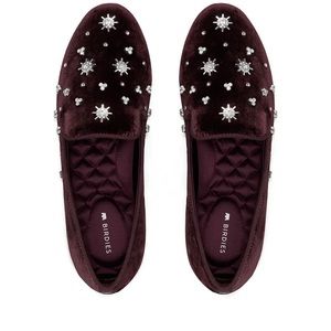 Birdies The Starling in Maroon Crystal